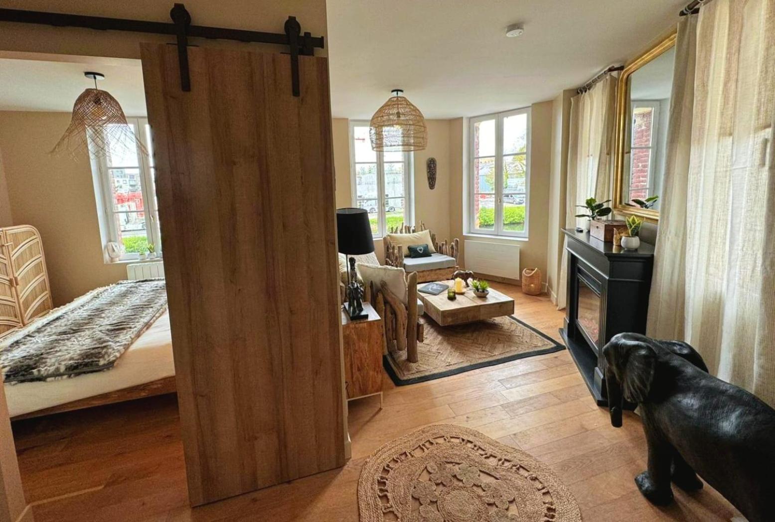 Duplex Safari Jusqu'a 4 Personnes, Spa, Cinema Et Lit Sous Les Arbres, Day Use, 10 Min Centre Appartement Amiens